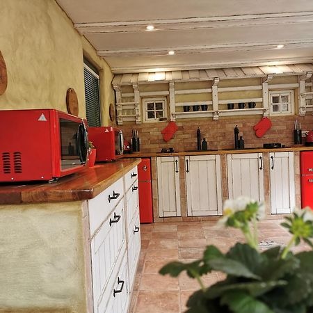 House Gabrijel With Four Seasons Outdoor Kitchen Villa Bled Buitenkant foto